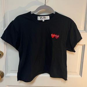 Comme des Garçon PLAY cropped tee